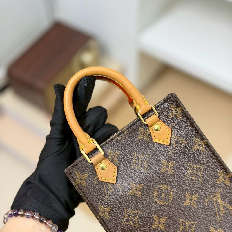 🏷LV 路易威登.Petit Sac Plat 老花琴譜包 M81295-16