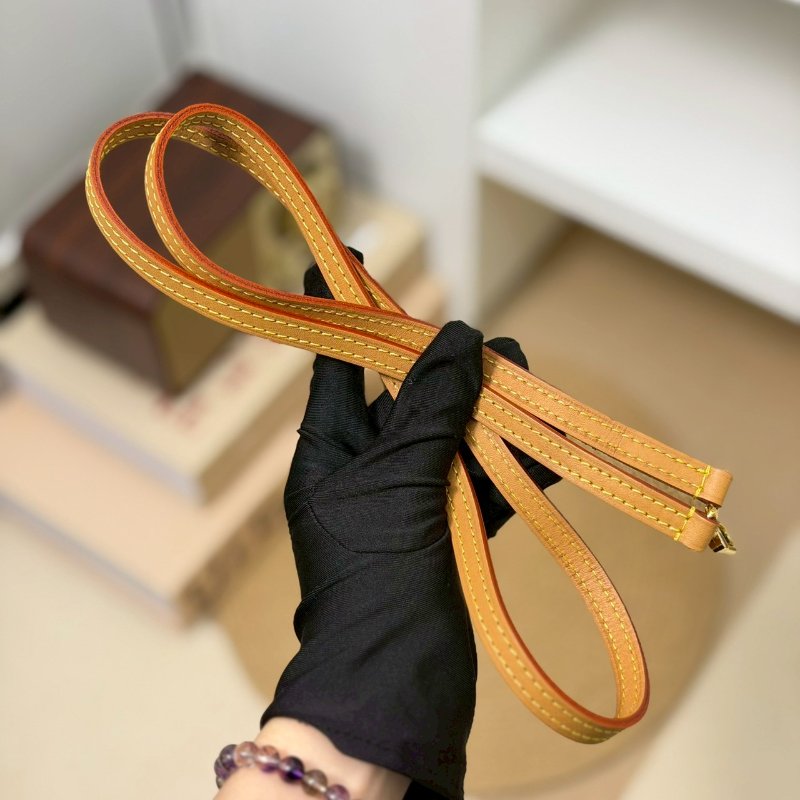 🏷LV 路易威登.Petit Sac Plat 老花琴譜包 M81295-22