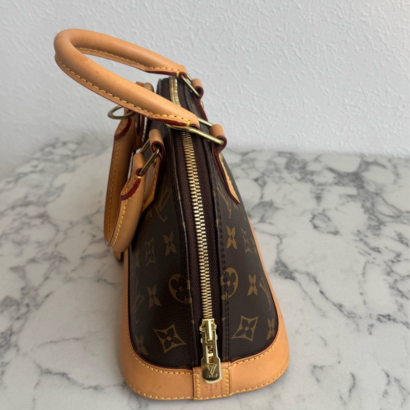 LV M46990花紋Alma BB-4