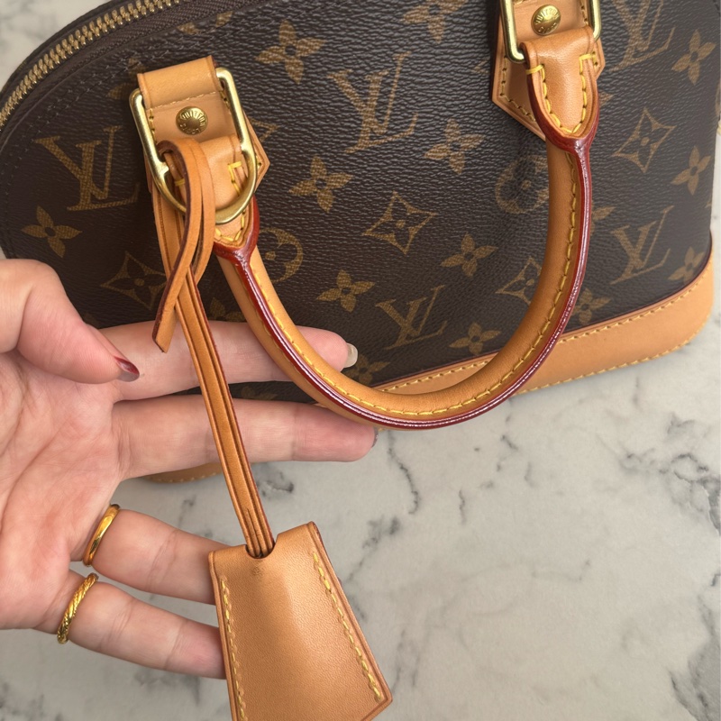 LV M46990花紋Alma BB-15