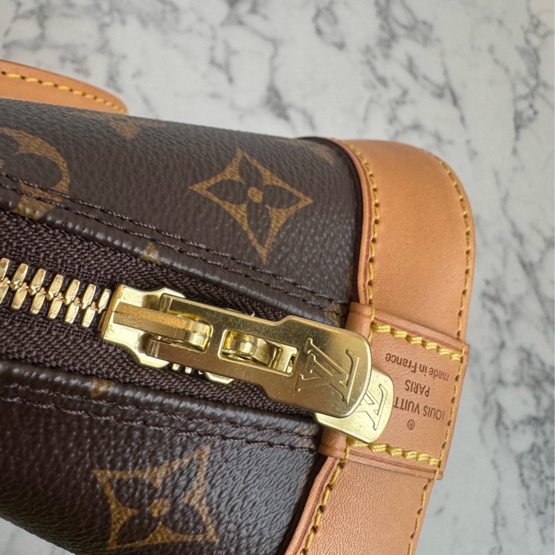 LV M46990花紋Alma BB-21