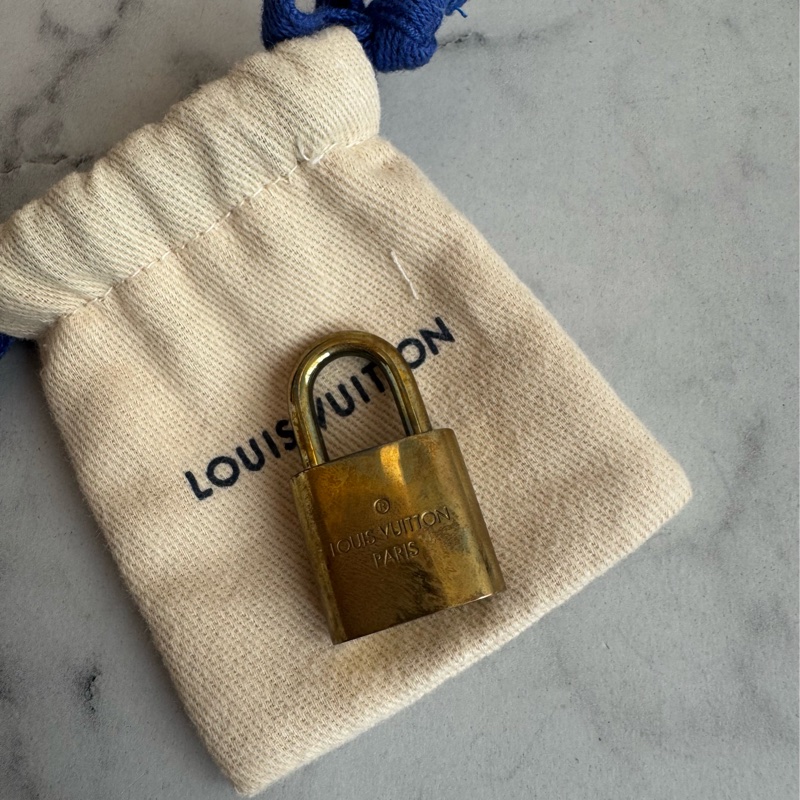 LV M46990花紋Alma BB-29