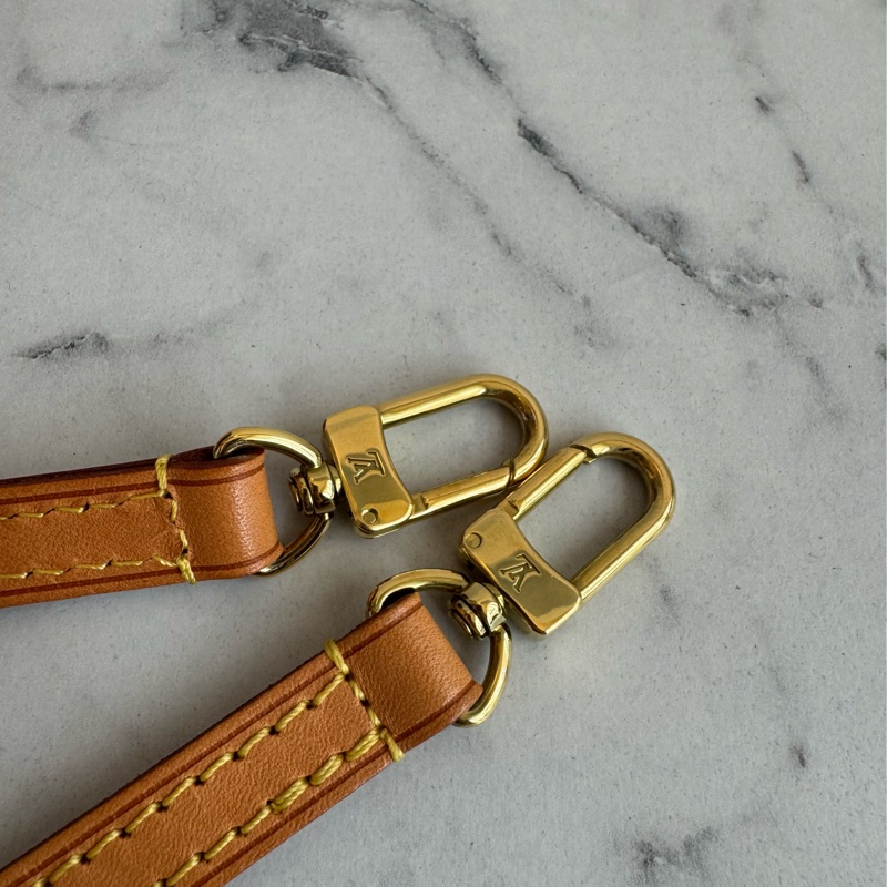 LV M46990花紋Alma BB-33