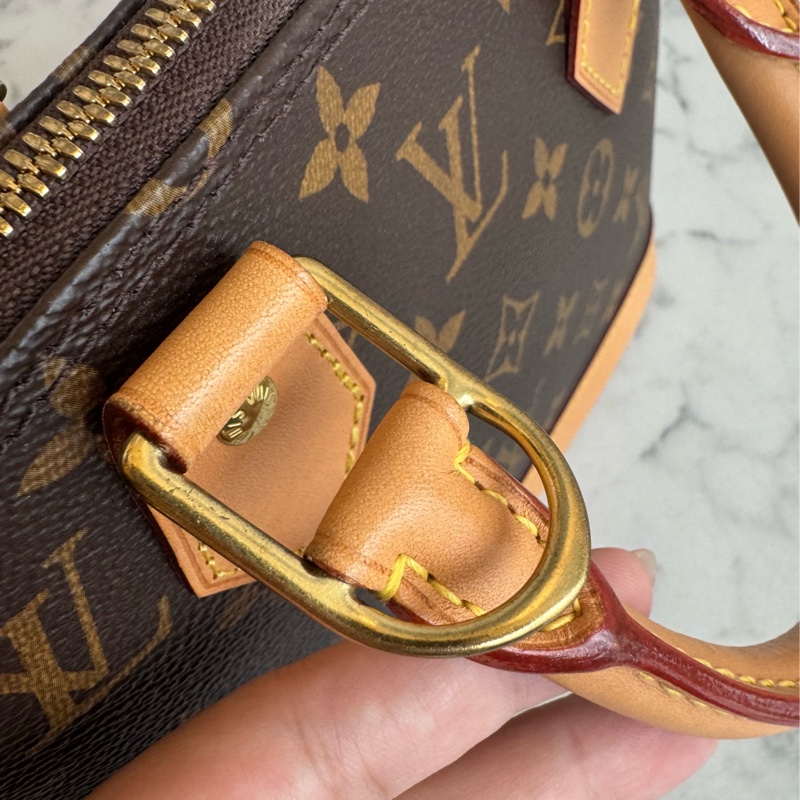 LV M46990花紋Alma BB-35