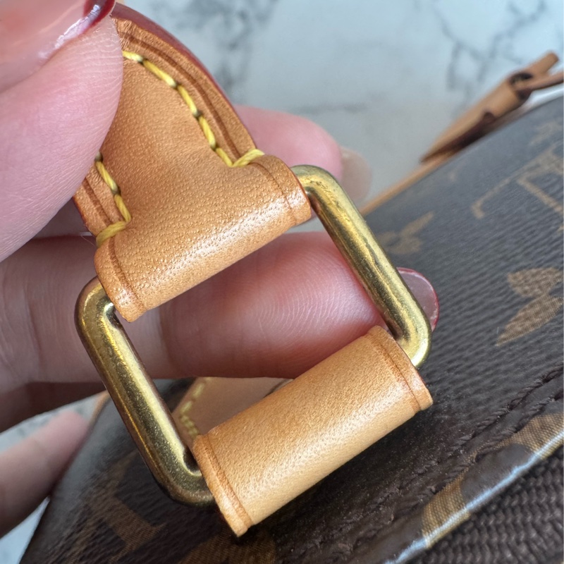 LV M46990花紋Alma BB-37