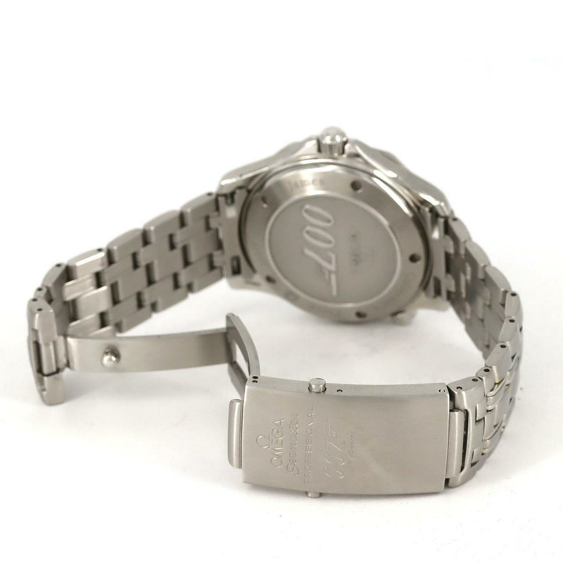 歐米茄海馬系列專業潛水錶 007 限量版 212.30.41.20.01.001 不鏽鋼自動腕錶-5