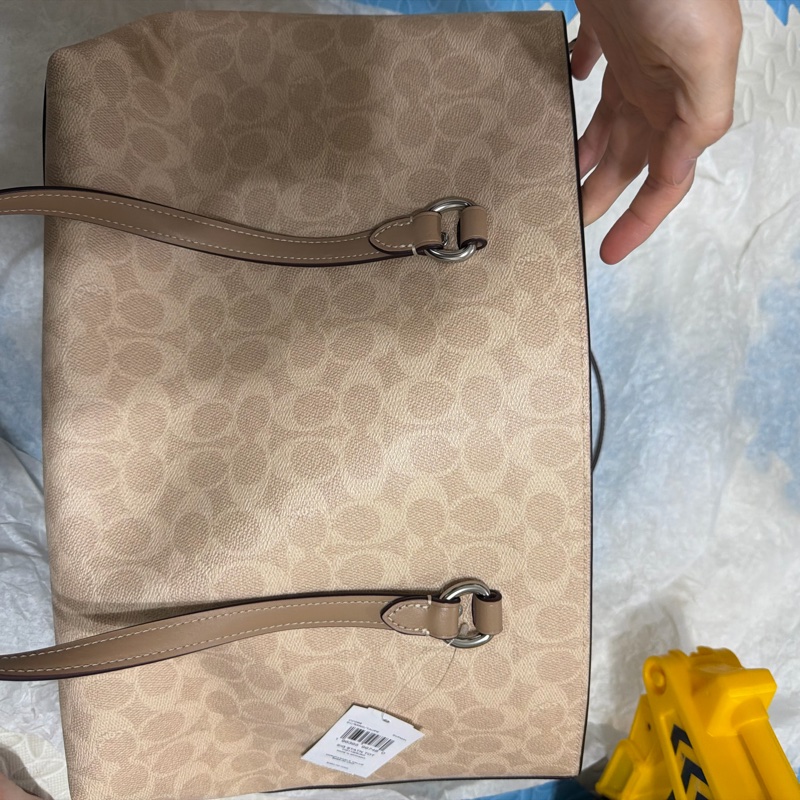 全新Coach肩背包-2