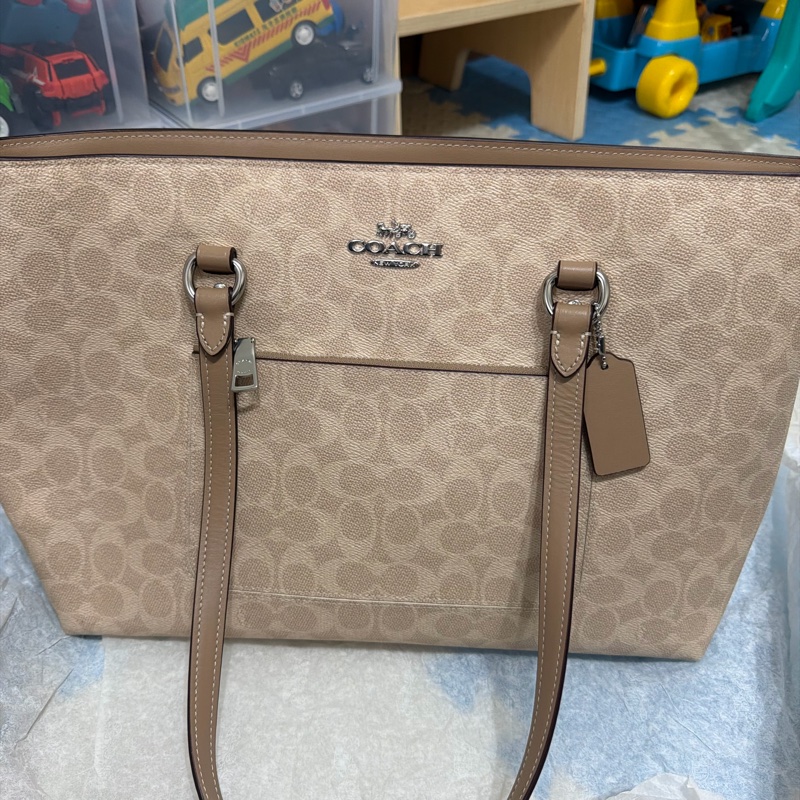 全新Coach肩背包-5