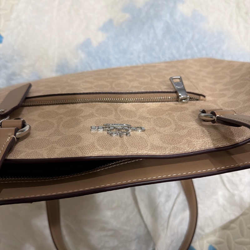 全新Coach肩背包-9