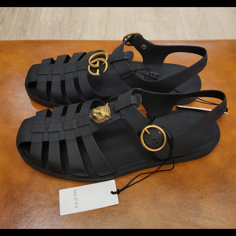 GUCCI 古馳 橡膠金色扣帶涼鞋 黑色 UK7-0