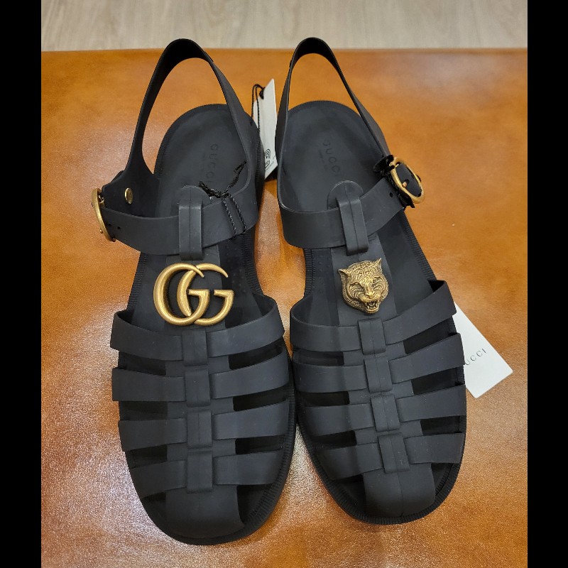 GUCCI 古馳 橡膠金色扣帶涼鞋 黑色 UK7-1