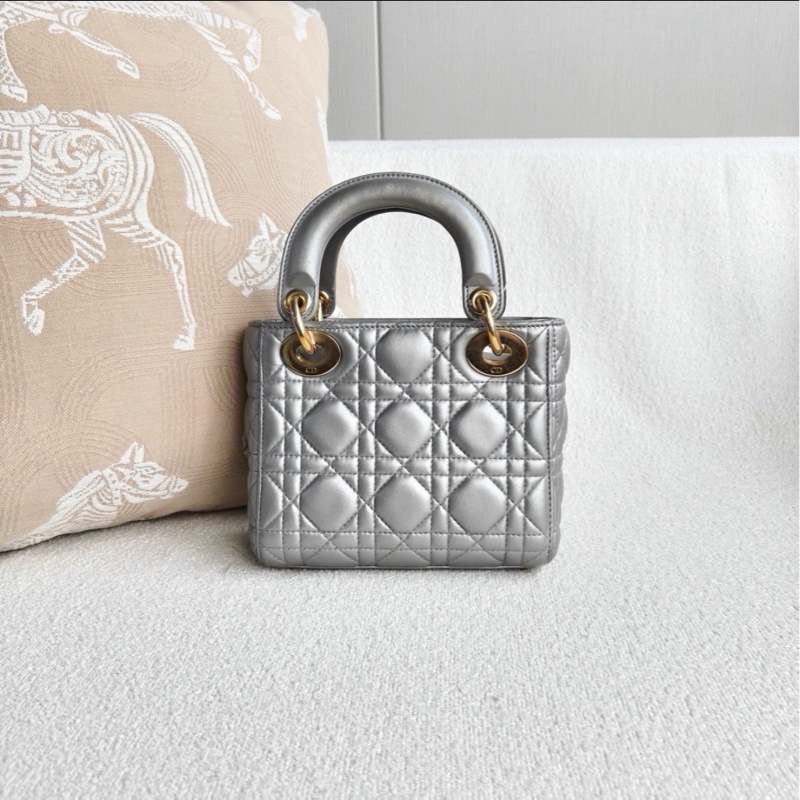 仙氣天花板💎99新🆕Dior迪奧珠光灰金扣三格戴妃包手提包-8