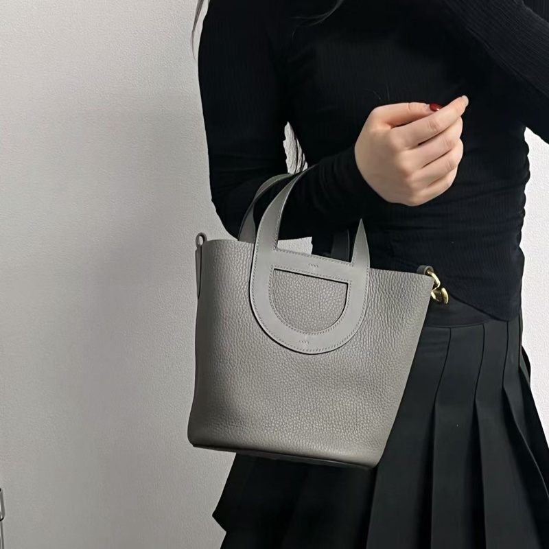 「JL精品代購」近新品 愛馬仕in the loop 菜籃子18 積雨雲灰 TC皮-1