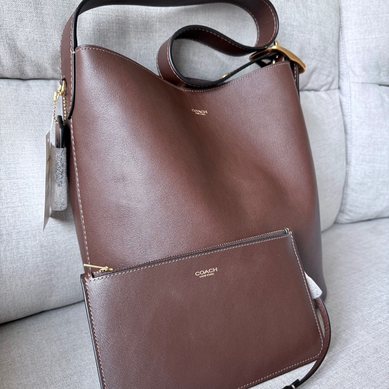 Coach BLEECKER水桶包 楓葉紅色 台灣購證-1