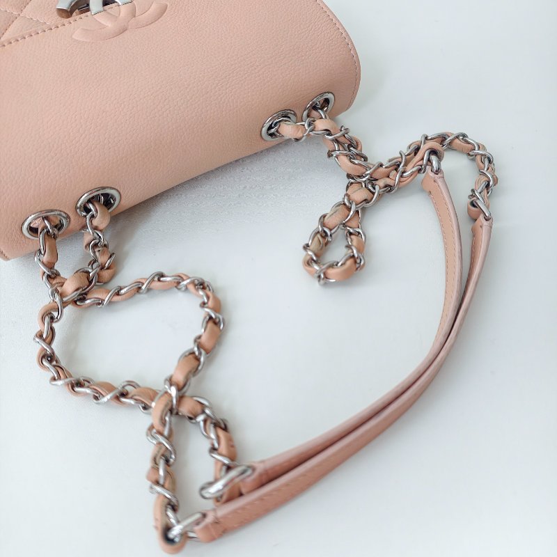 Chanel 香奈兒古巴系列郵差包 24 開有 有卡 2017 年 97 新-6