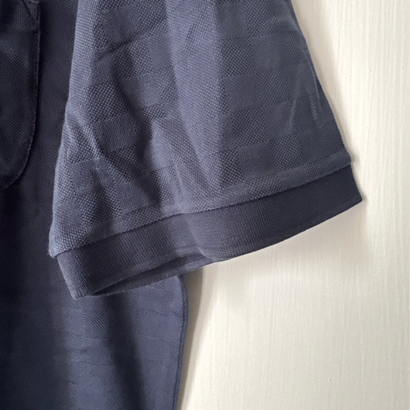 LV深藍格子前口袋polo衫-6