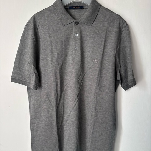 LV灰色前刺繡logo polo衫