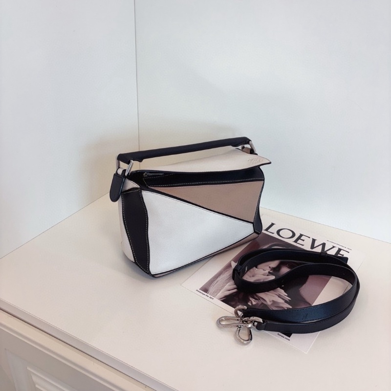 Loewe 三拼色Puzzle小號24x15x10 98新配件塵袋-4