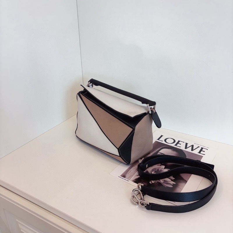 Loewe 三拼色Puzzle小號24x15x10 98新配件塵袋-7