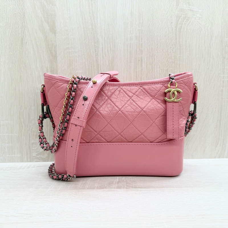 CHANEL粉色限量款新中號流浪包-2
