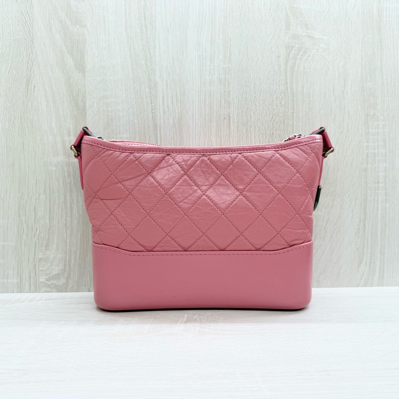 CHANEL粉色限量款新中號流浪包-3