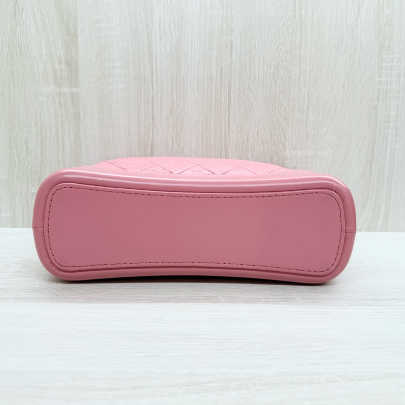 CHANEL粉色限量款新中號流浪包-6