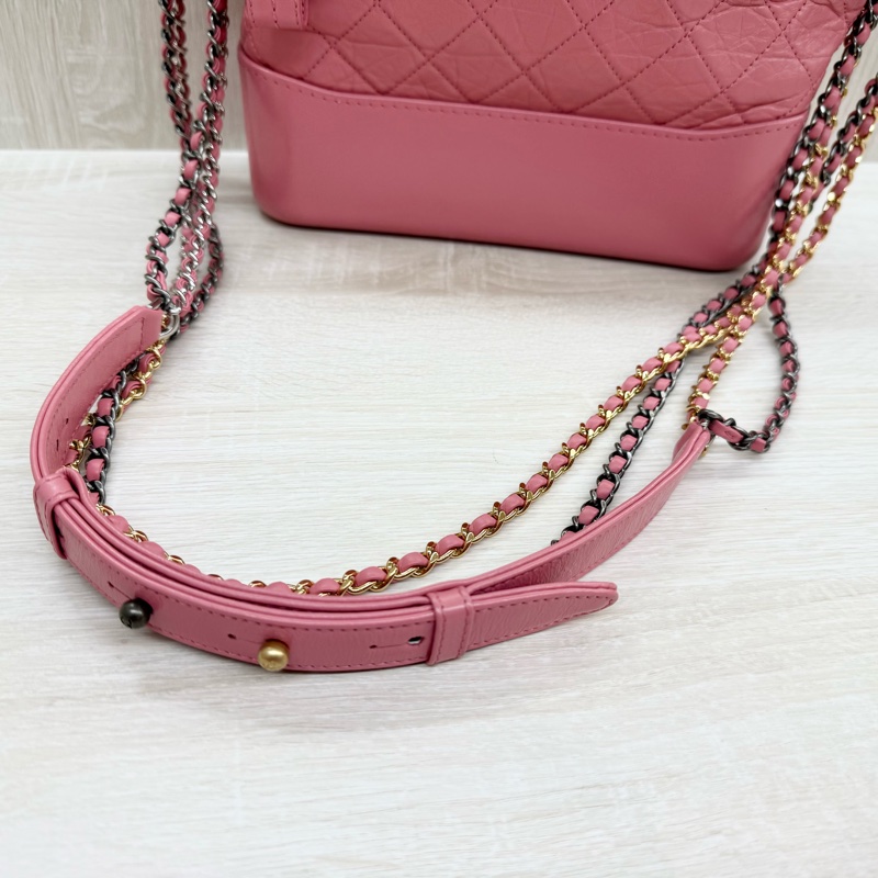 CHANEL粉色限量款新中號流浪包-13