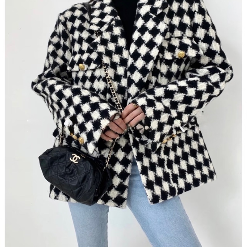 CHANEL黑金羊皮菱格紋雲朵包AS2493-0