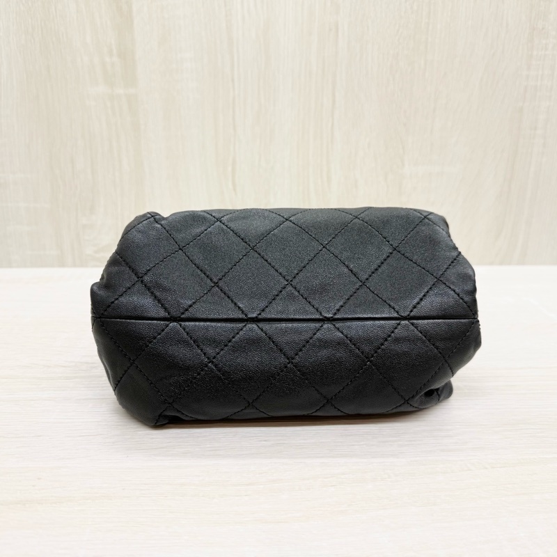 CHANEL黑金羊皮菱格紋雲朵包AS2493-8