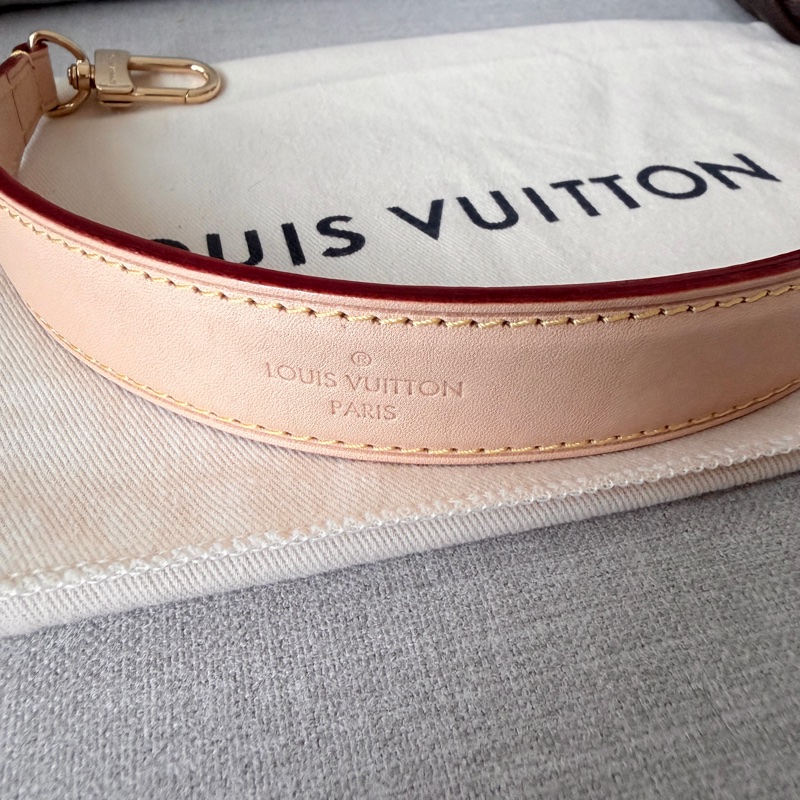 全新 LV Saumur BB雙子星 M46740 肩背、斜背、手提-9