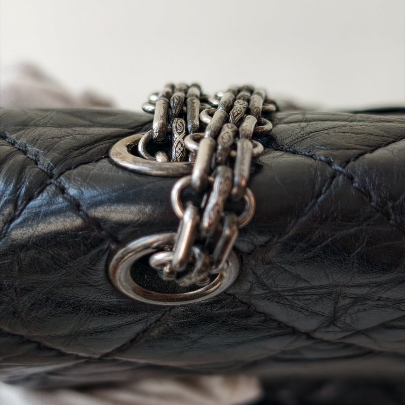 香奈兒 / Chanel 2.55 肩背包 黑銀牛皮 尺寸: 20×31.5×10 cm 年份:2011 年 14 開 97 新 釦子有裂-13