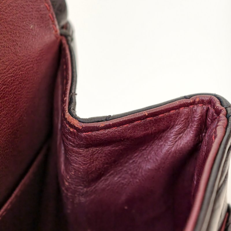 香奈兒 / Chanel 2.55 肩背包 黑銀牛皮 尺寸: 20×31.5×10 cm 年份:2011 年 14 開 97 新 釦子有裂-25