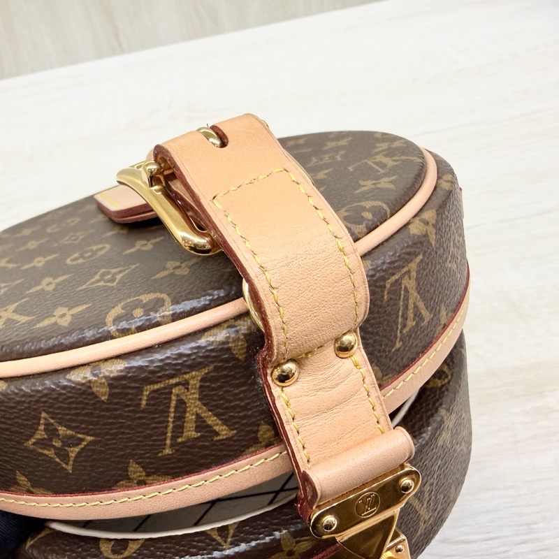 LV老花硬殼Petite Boite Chapeau圓餅包M43514-17
