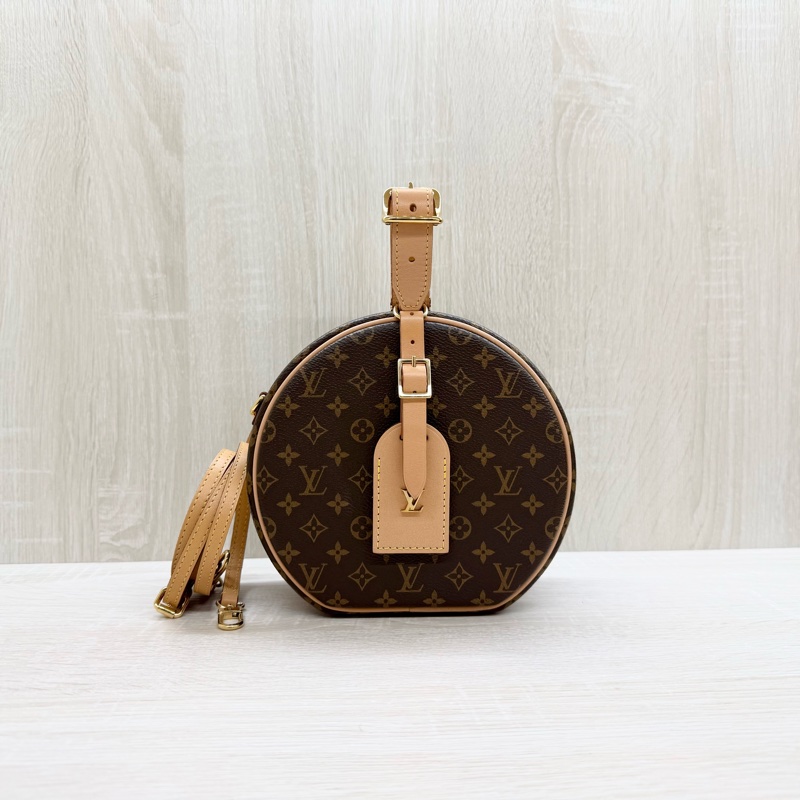 LV老花硬殼Petite Boite Chapeau圓餅包M43514-1