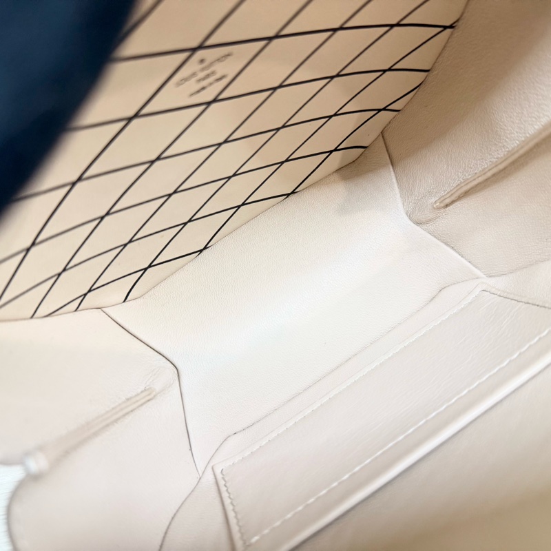 LV老花硬殼Petite Boite Chapeau圓餅包M43514-7