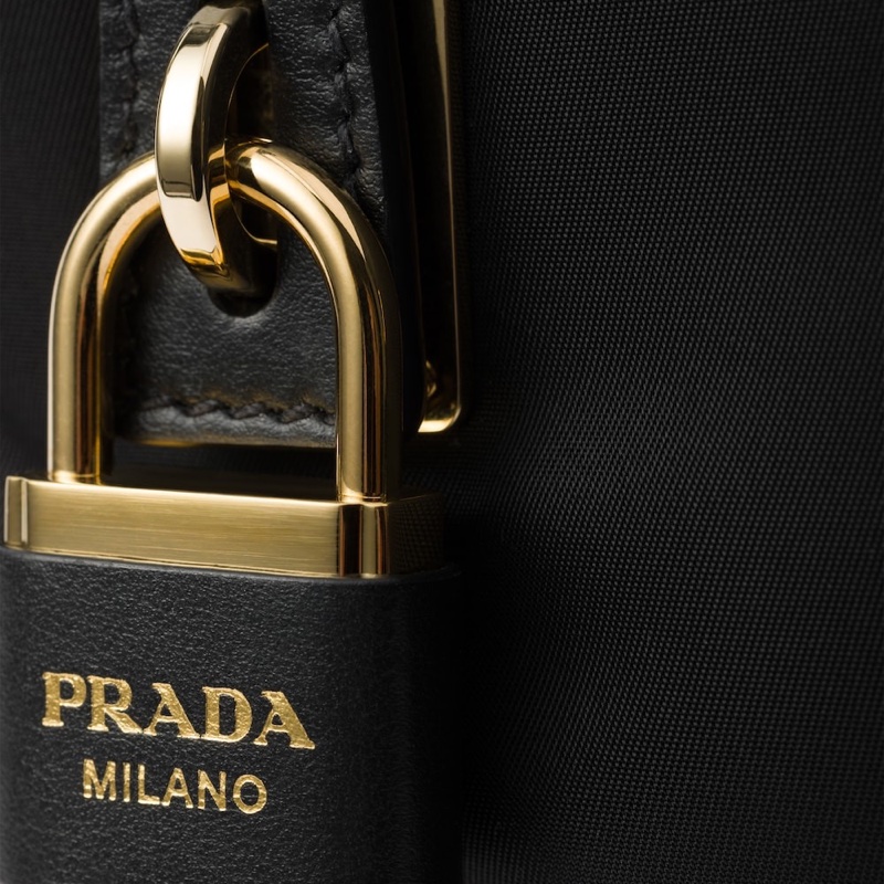 Prada 女士 小號Re-Nylon單肩包均碼碼小號、27cm*4cm*13cm-2