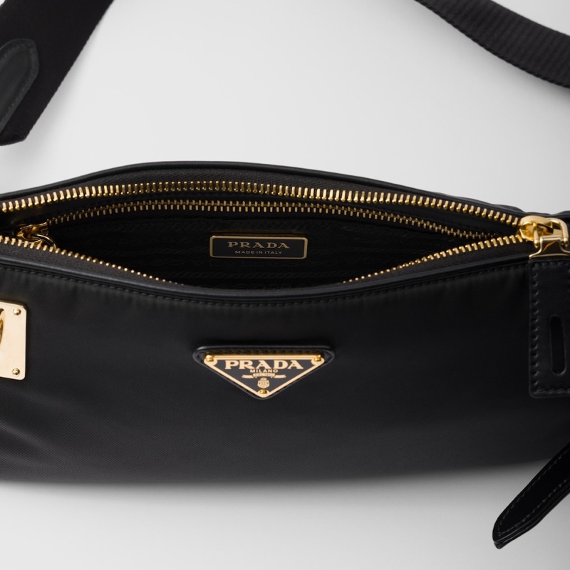 Prada 女士 小號Re-Nylon單肩包均碼碼小號、27cm*4cm*13cm-3