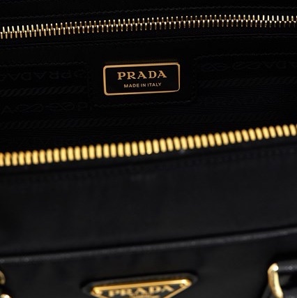 Prada 女士 徽標單肩包均碼碼中號、30cm*9cm*17cm-1