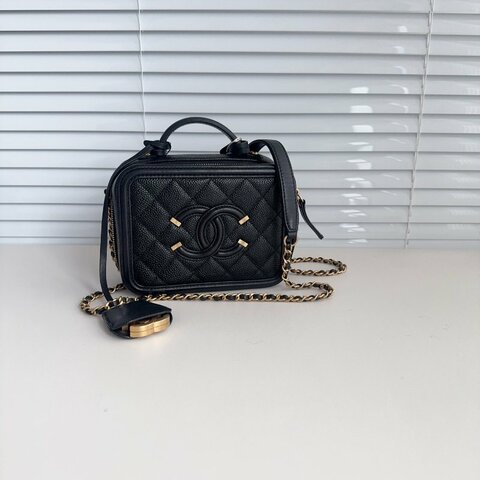 香奈兒 Chanel 相機包 黑色小號 26 開 無卡