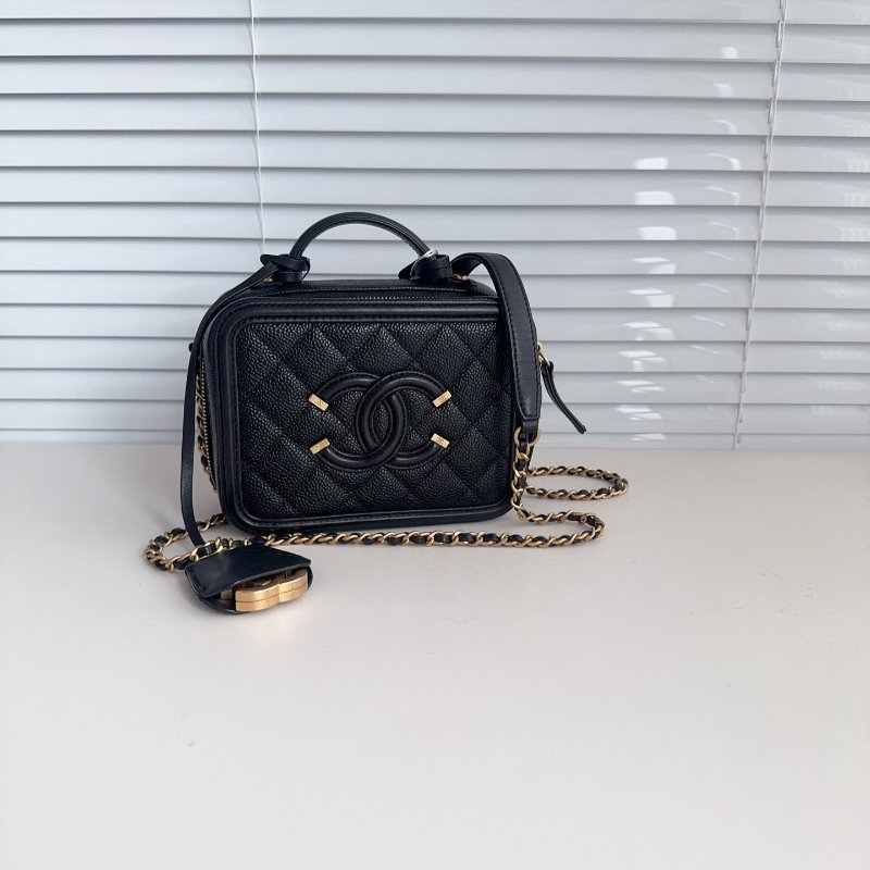 香奈兒 Chanel 相機包 黑色小號 26 開 無卡-0