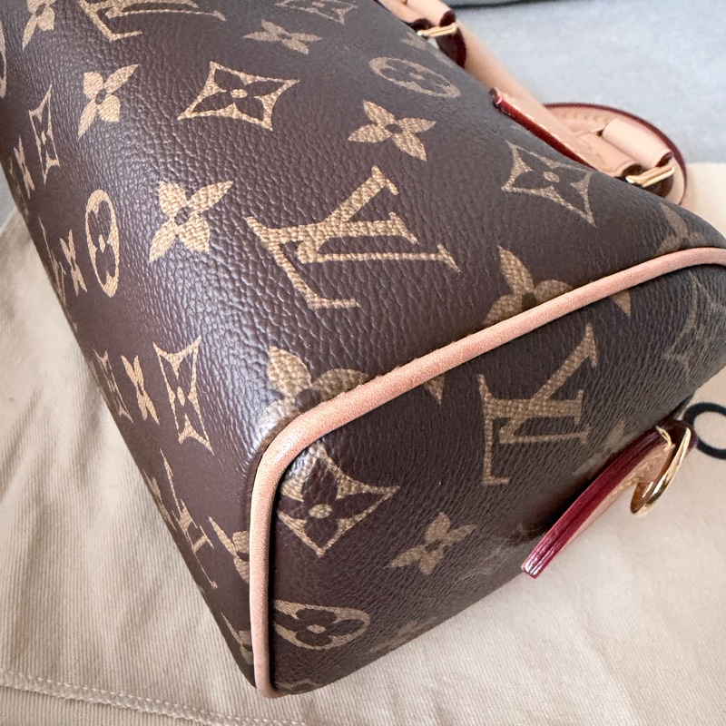 LV speedy 20 肩帶款 M46234 肩背、斜背、手提-11