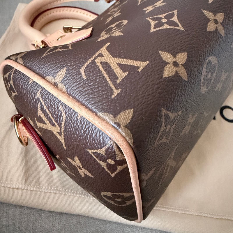 LV speedy 20 肩帶款 M46234 肩背、斜背、手提-12