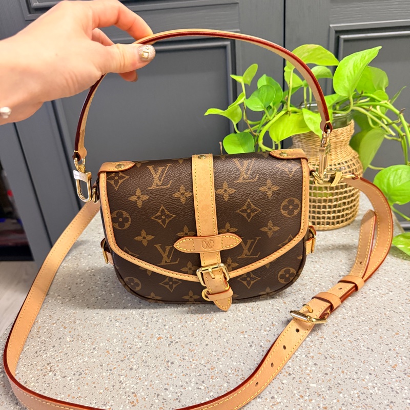 9層新，新款lv馬安包，有長短背帶兩個背法-0