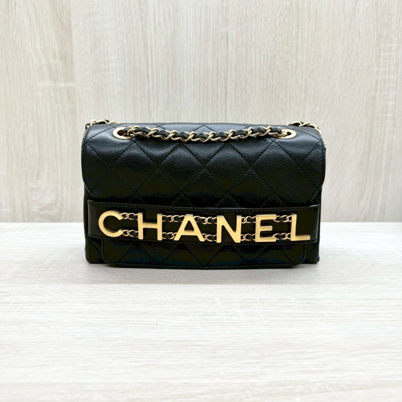 CHANEL黑色牛皮字母LOGO金釦側背包/AS1490-2