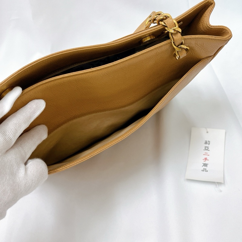 莉亞精品♡ Chanel A01369 米色金釦雙C托特包 奶茶 二手-5