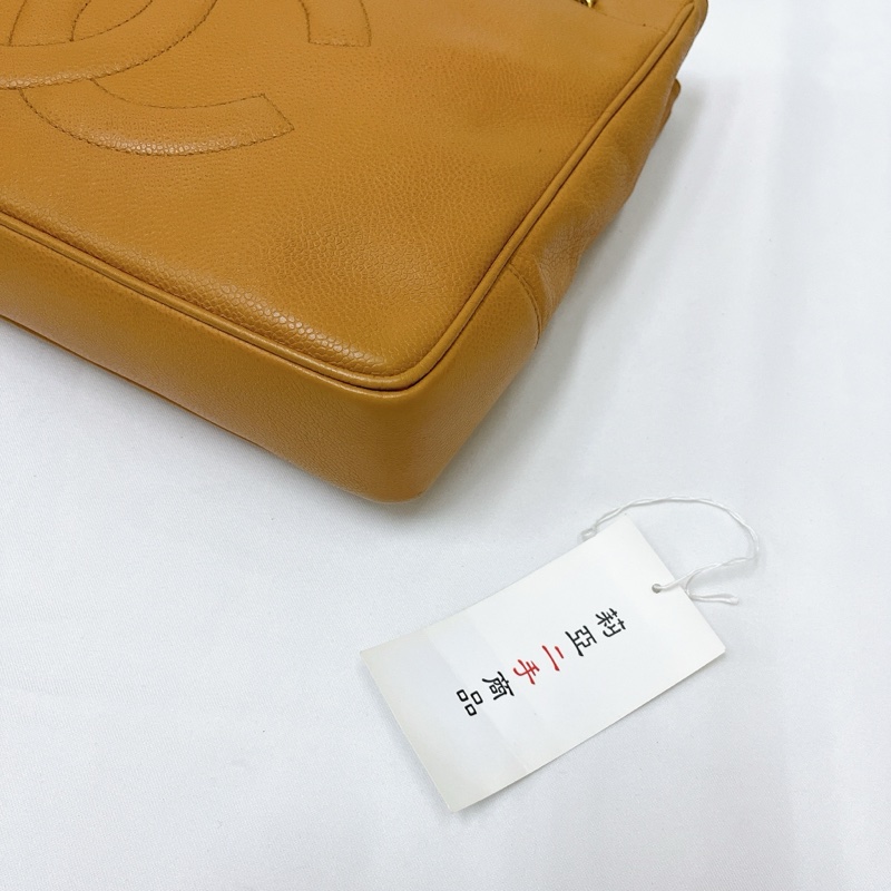 莉亞精品♡ Chanel A01369 米色金釦雙C托特包 奶茶 二手-7