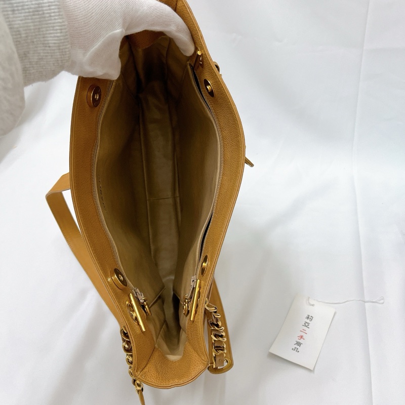 莉亞精品♡ Chanel A01369 米色金釦雙C托特包 奶茶 二手-15