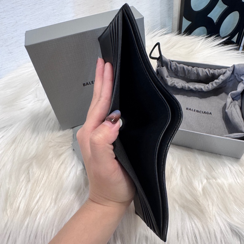 Balenciaga 巴黎世家 Monaca 黑復刻羊皮黑釦短夾-9