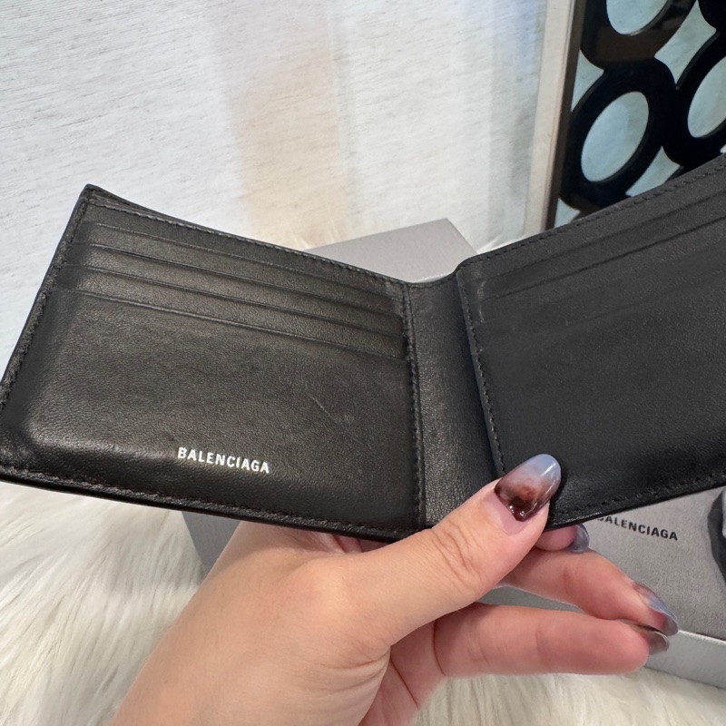 Balenciaga 巴黎世家 Monaca 黑復刻羊皮黑釦短夾-12