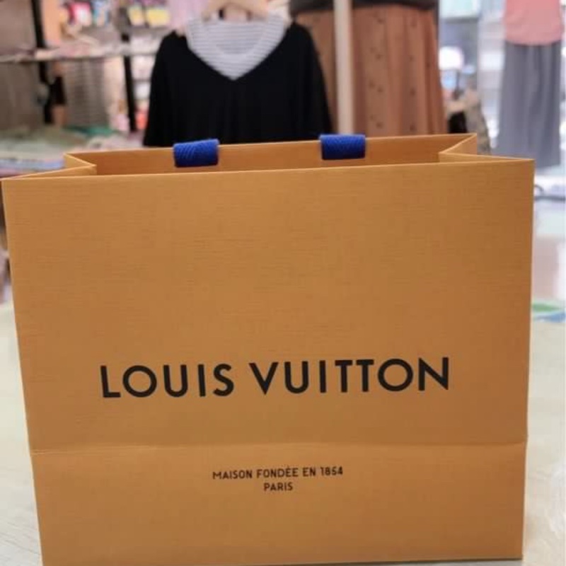 #LV短夾 💥賠售💥LOUIS VUITTON灰色全牛皮交叉短夾-5